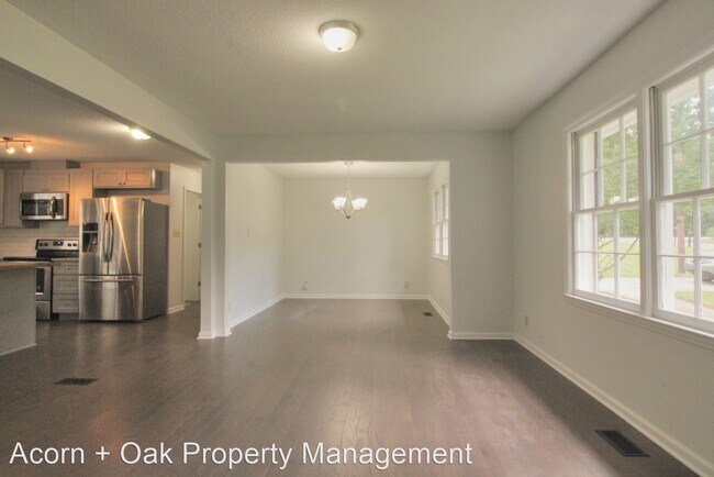 Building Photo - 3 br, 2.5 bath House - 1109 Jerome Rd
