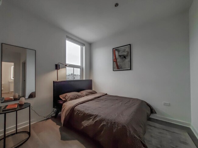 Foto del edificio - 4756 N Ravenswood Ave