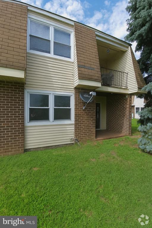 Building Photo - 4 Florence Tollgate