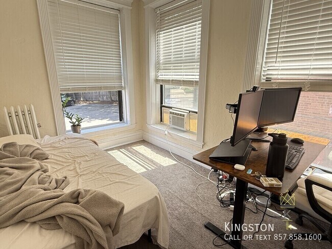 Photo - 1959 Commonwealth Ave Apartment