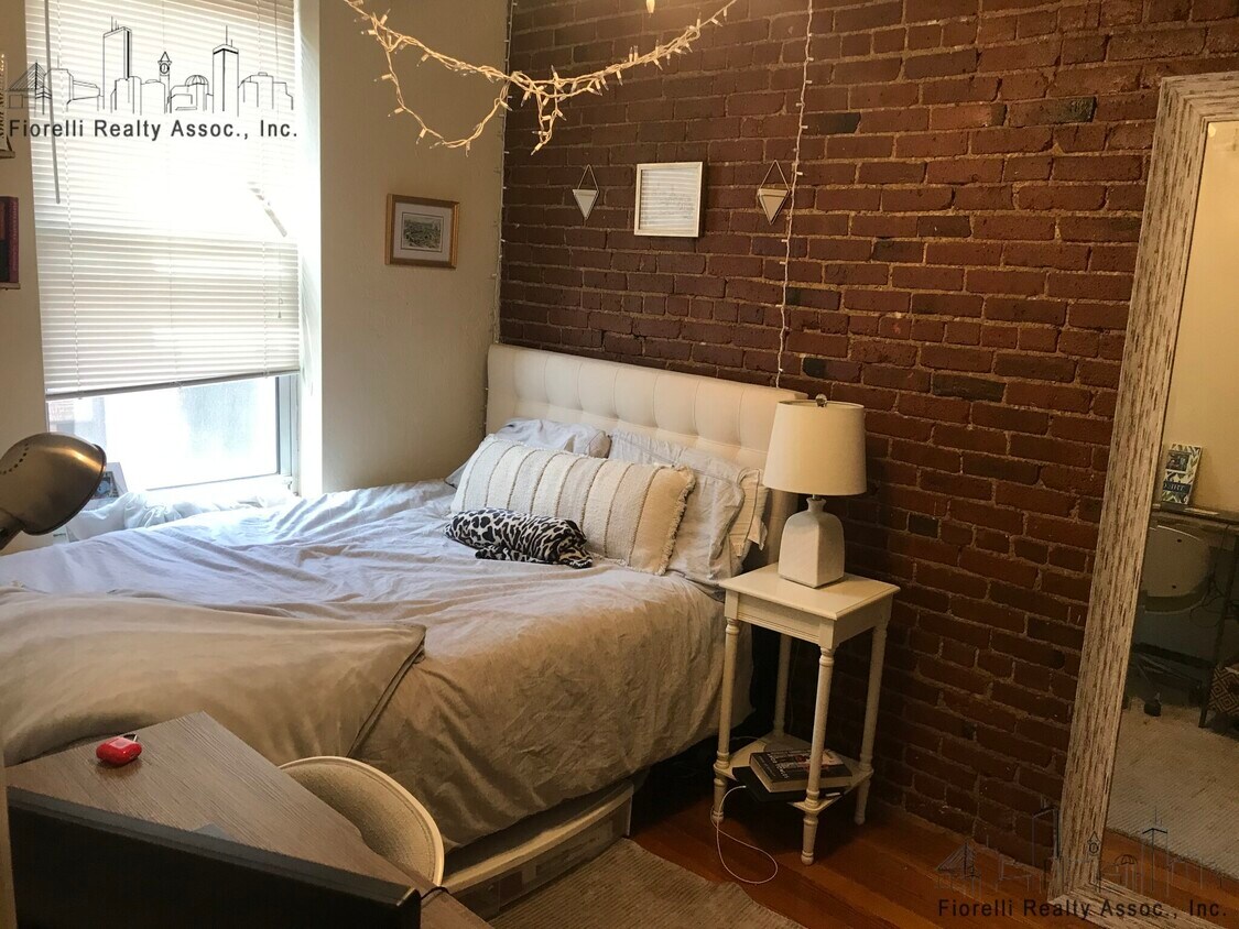 Foto principal - 178 Salem St