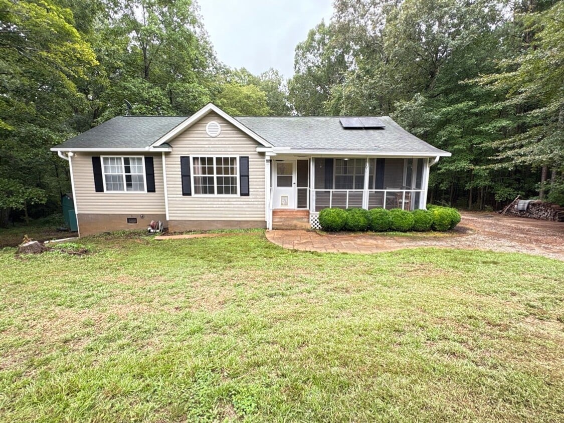 Primary Photo - 184 Winding Creek Way