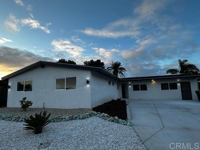 Building Photo - 2656 Wyandotte Ave