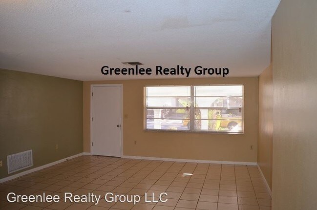 Building Photo - 8719 Lido Ln