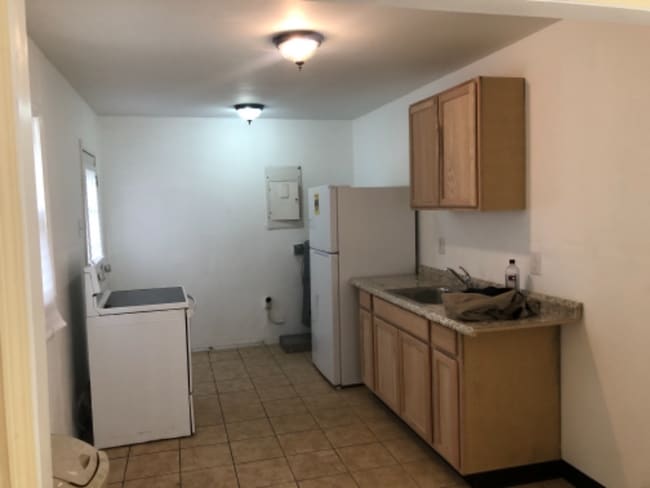 Building Photo - 2521 Argonne Cir