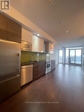 Building Photo - 121 McMahon Dr