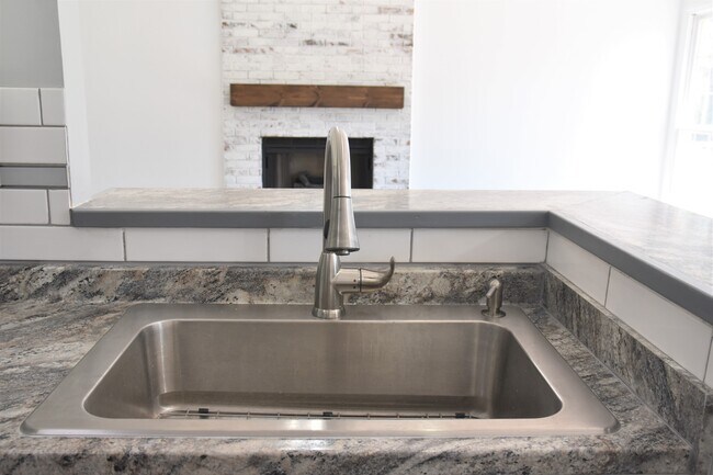 Foto del edificio - 13624 Quixley Ln