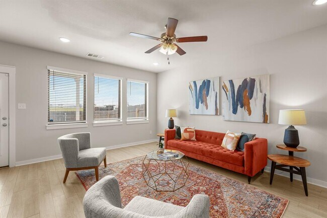 Foto del edificio - 253 Fieldwood Dr