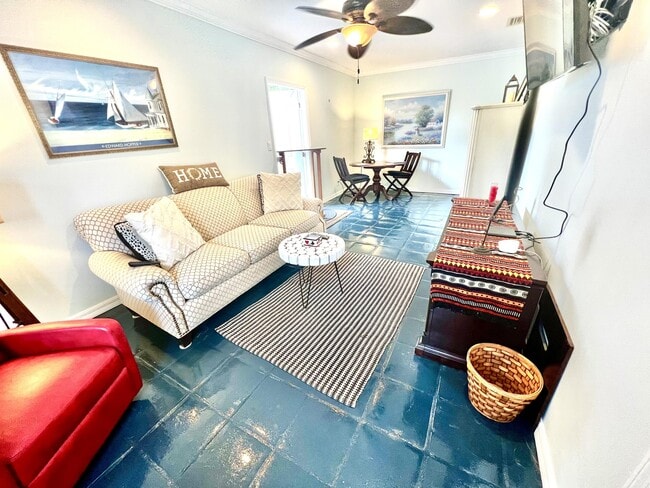 Building Photo - 636 Rambling Dr Cir