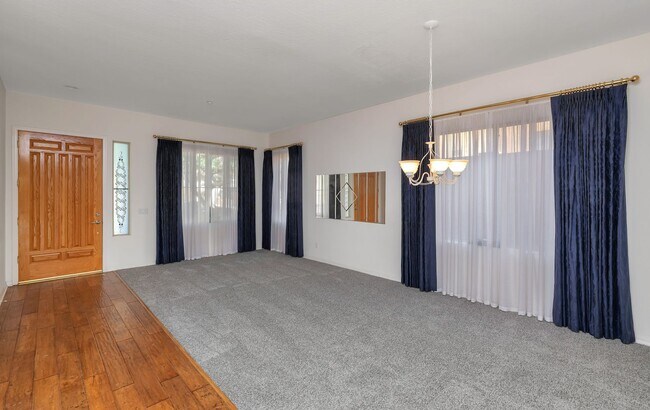 Building Photo - 10491 E Meadowhill DR, Scottsdale, AZ 85255