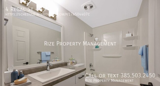 Building Photo - Chic, urban living awaits you at Westwood....