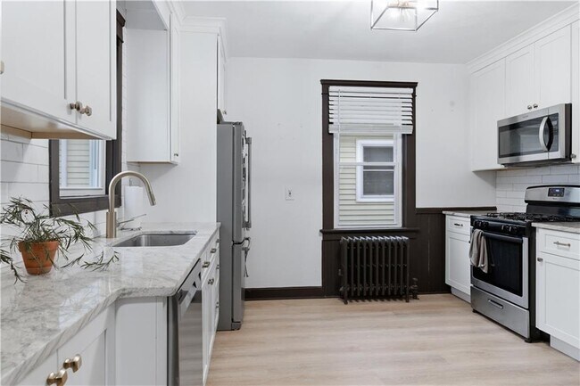 Foto del edificio - 44 Holburn Ave