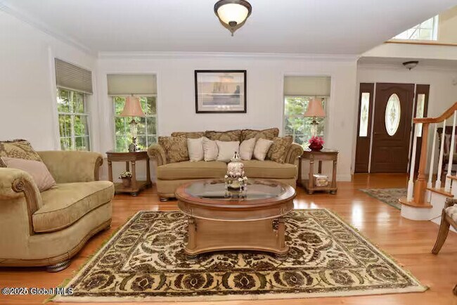 Foto del edificio - 88 Cobble Hill Dr