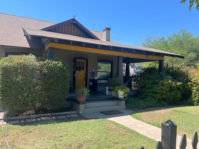 Foto del edificio - 501 E Lynwood St