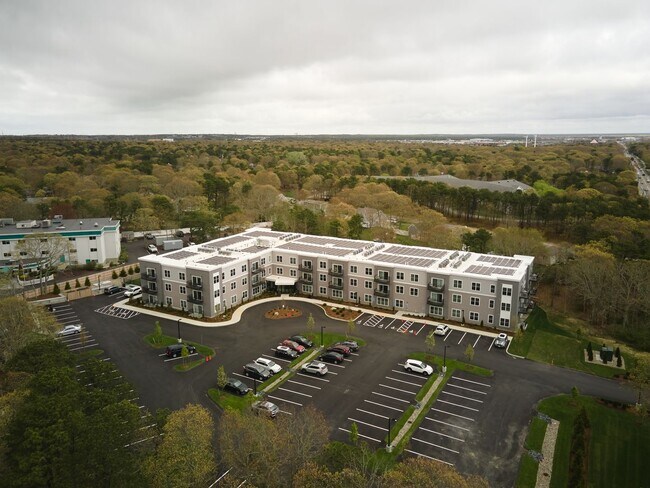 Interior Photo - Residence at 850