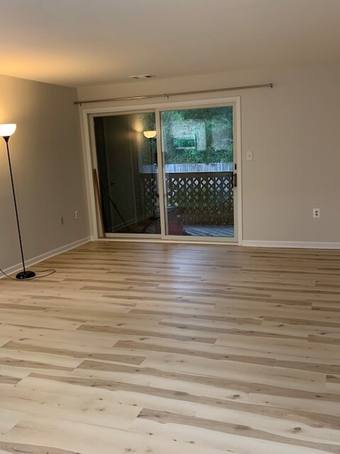 Living area and patio - 7864 Waverley Mill Ct