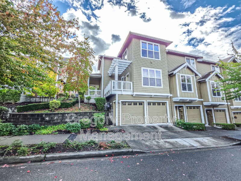 Foto principal - 2018 17th Ave NE