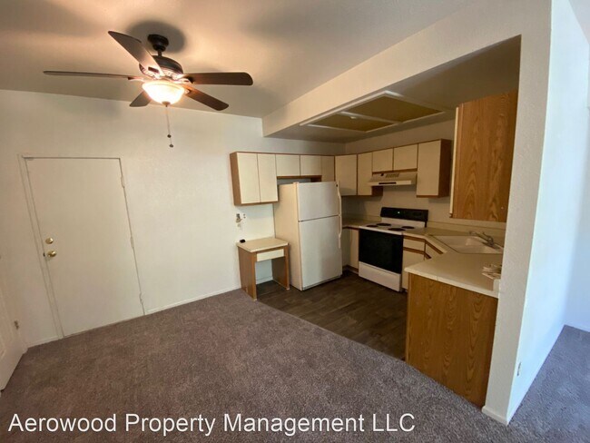 Foto del edificio - 1 br, 1.5 bath House - 1069 S. Walden Way ...