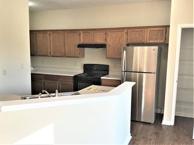 Building Photo - 1131 Clark Dr