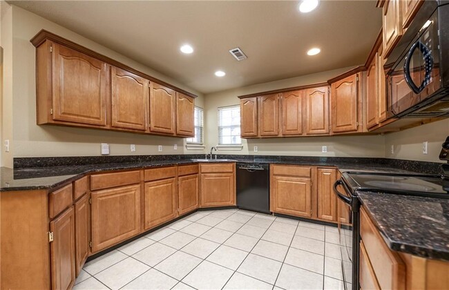 Building Photo - 5033 Stepney Ct