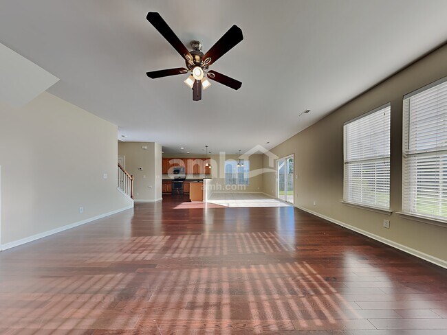 Foto del edificio - 413 Tallow Court