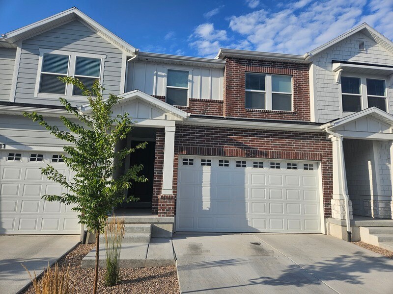 Foto principal - 983 W Coral Charm Wy