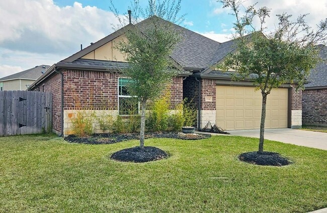 Building Photo - 16342 Rockdale Landing Dr