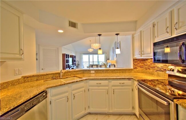 Foto del edificio - 9590 Victoria Ln