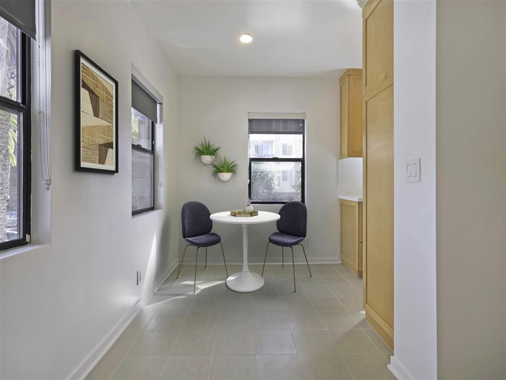 The Clover Apartments in Los Angeles, CA Westside Rentals