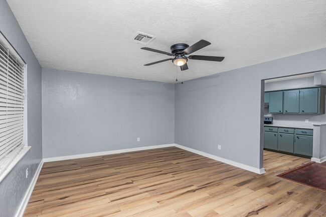 Building Photo - 412 NW 69th St