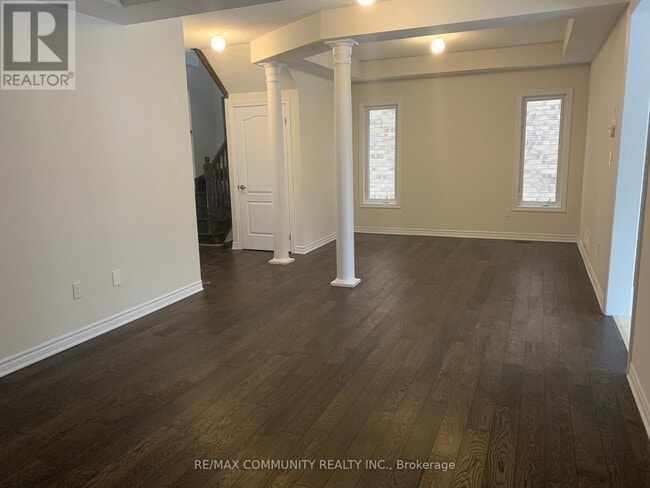 Building Photo - 22 Jardine St