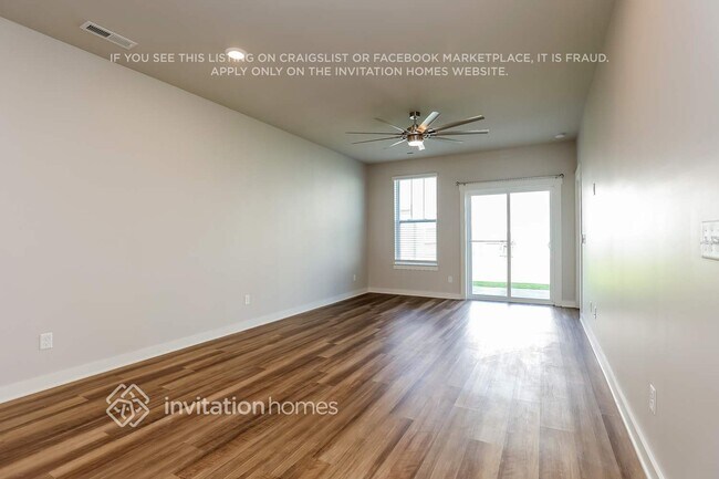 Building Photo - 12 Torrey Pines Ln