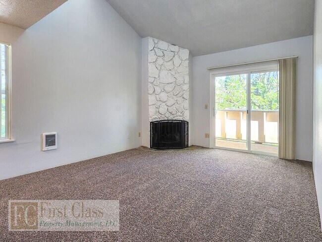 Photo - 3618 SW Beaverton Hillsdale Hwy Apartment