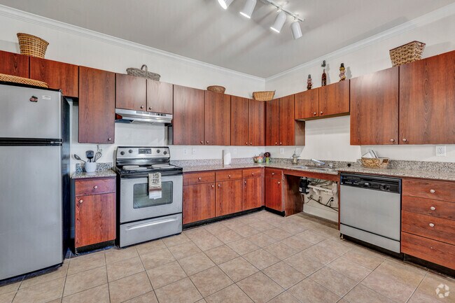 2 habitaciones, 1 baño, 936 pies cuadrados, cocina - Oak Tree Manor