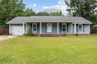 Building Photo - 810 Whispering Pines Rd