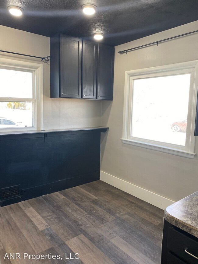 Foto del edificio - 3 br, 2 bath Apartment - 1256 E. Clark