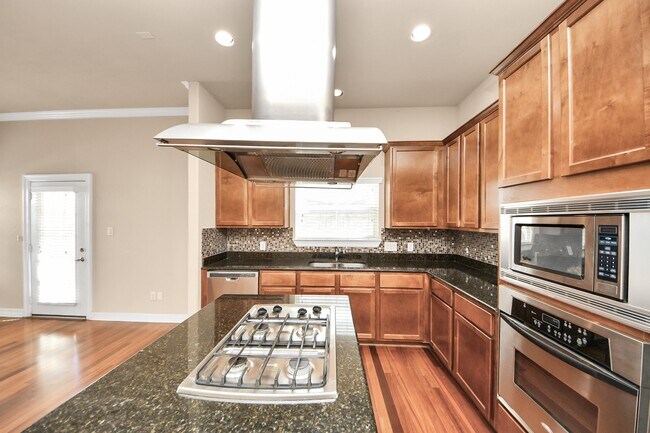 Foto del edificio - 917 McKinney Park Ln