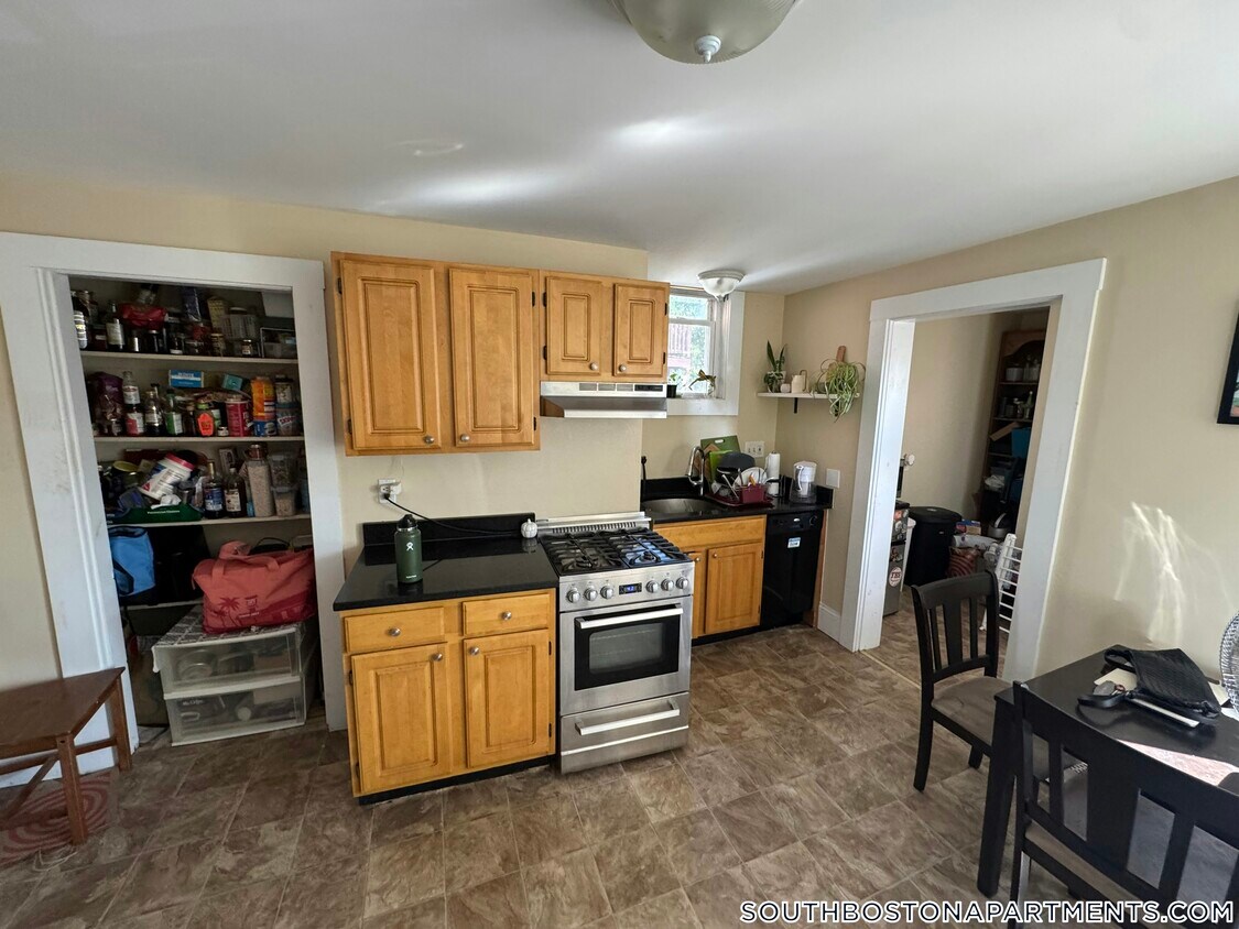 Foto principal - 53 W Seventh St