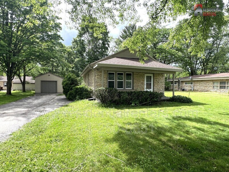 Primary Photo - W220N6725 Town Line Rd