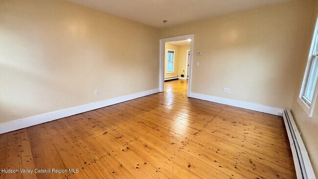 Foto del edificio - 30 8th St