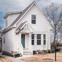 Building Photo - 702 Colfax St