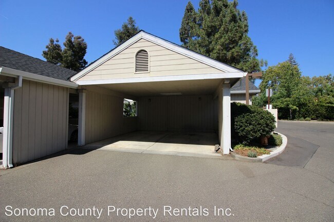 Building Photo - 2 br, 1.5 bath House - 360 Piper Street