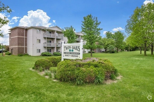 Building Photo - Twin Oaks Meadows