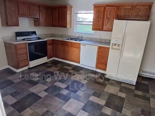 Foto del edificio - 2704 Creamery St