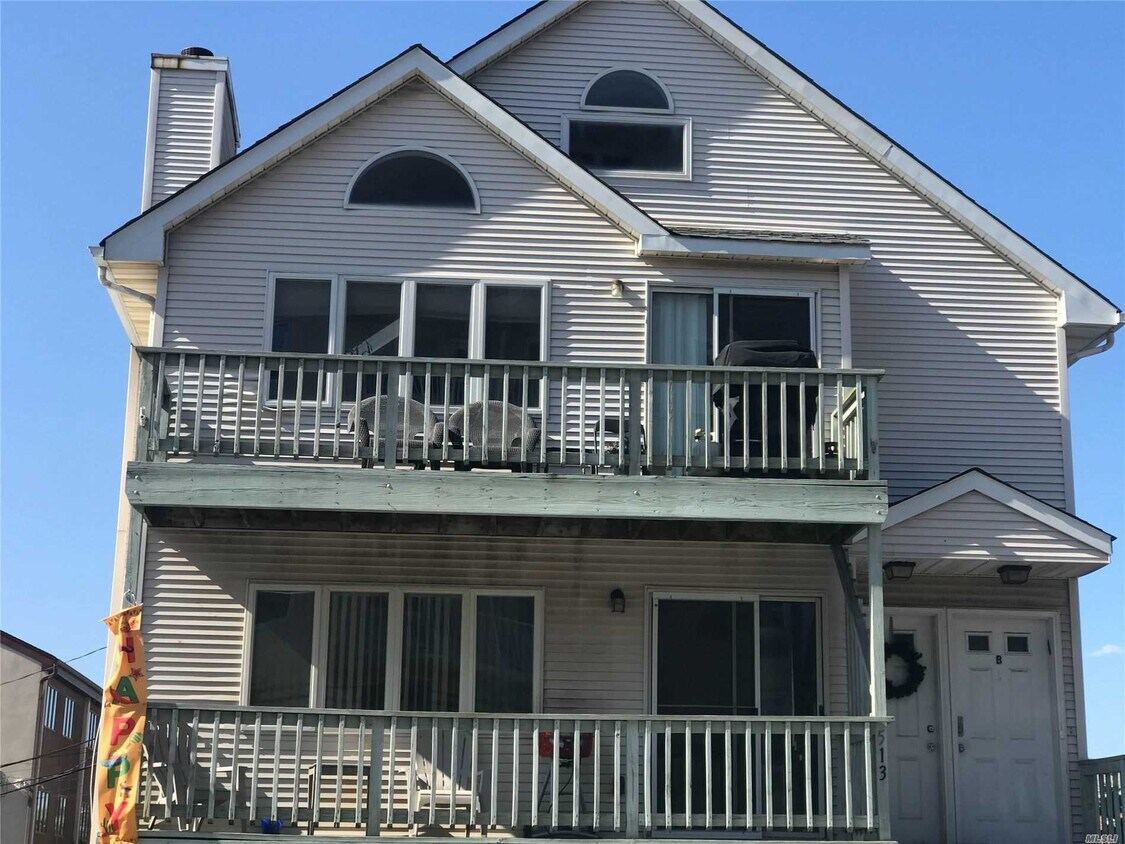 Foto del edificio - 513 Shore Rd