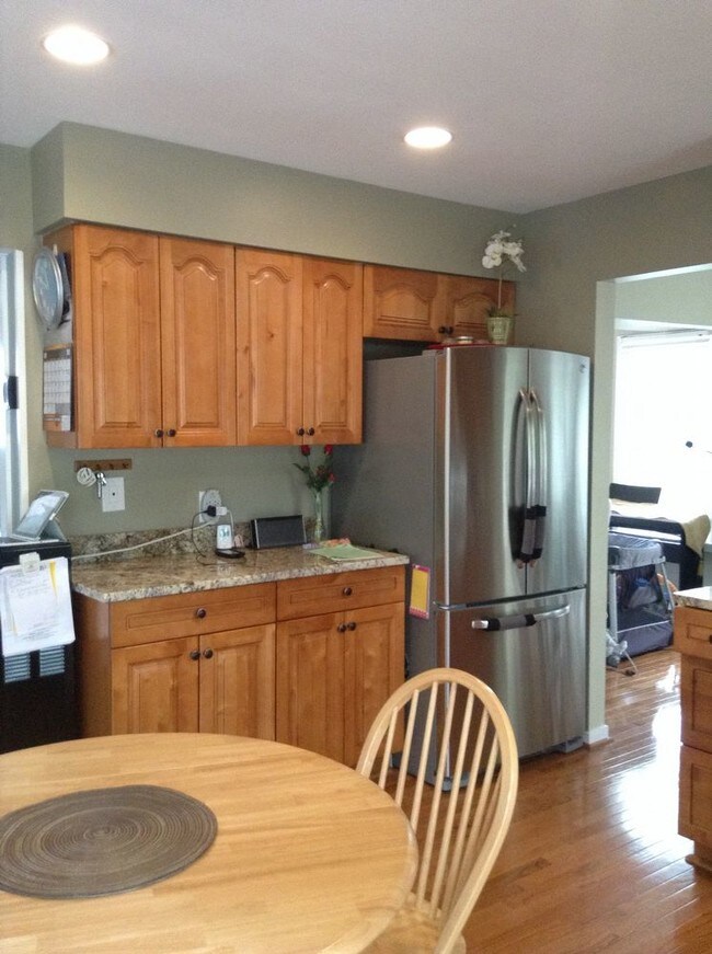 Building Photo - Charming Colonial Style Home near Quantico