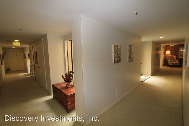 Building Photo - 2 br, 2 bath House - 5283 Broadway Terrace