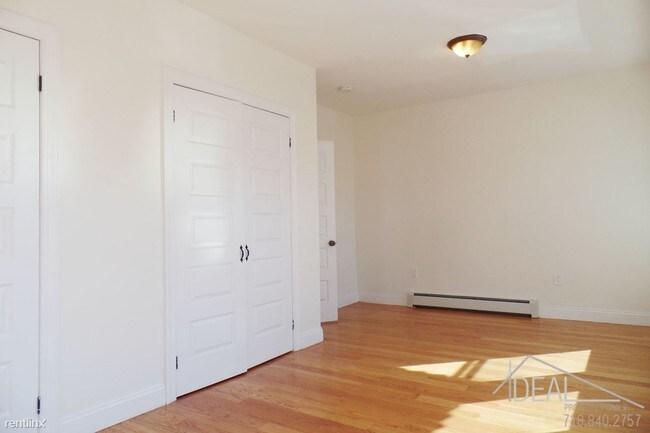 Foto del edificio - 81 E 42nd St