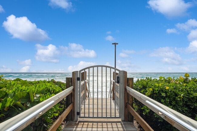 Building Photo - 3200 S Ocean Blvd