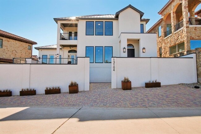 Building Photo - 13104 Luna Montana Way